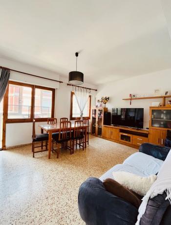 Sale of flat in El Mercado, Villena
thumbnail 1