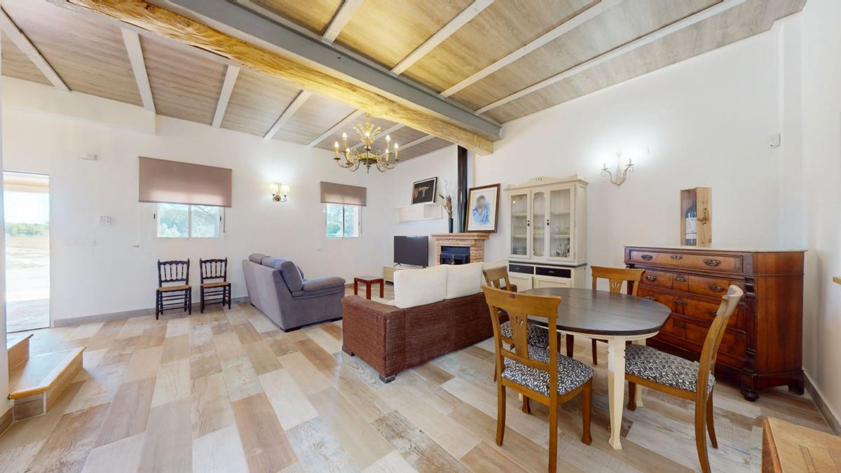 Sale of independent chalet in CAMPO DEL, Villena
 photo 4