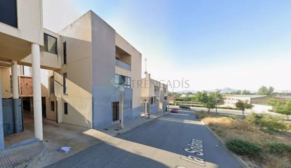 Chalet adosado en calle la Solana photo 2
