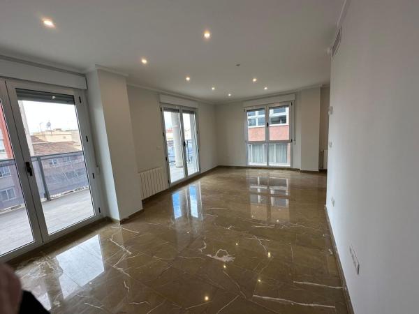 Sale of flat in JOAQUIN M LOPEZ, Villena
photo 1