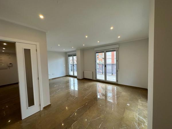 Sale of flat in JOAQUIN M LOPEZ, Villena
thumbnail 1