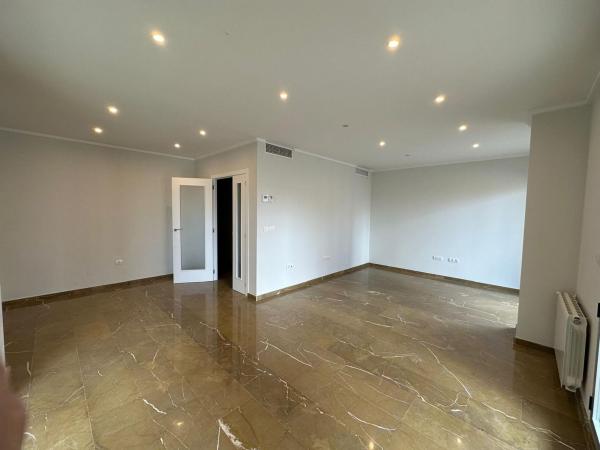 Sale of flat in JOAQUIN M LOPEZ, Villena
thumbnail 2