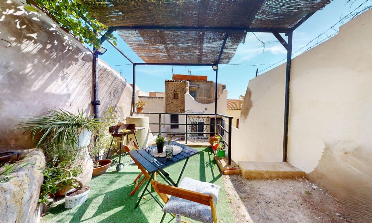 Sale of independent chalet in Calle SAN BLAS, Sax
photo 2