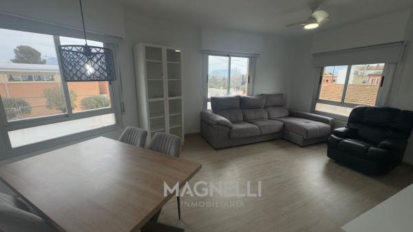 Продажа квартиры на Calle Rambla, Салинас
photo 1