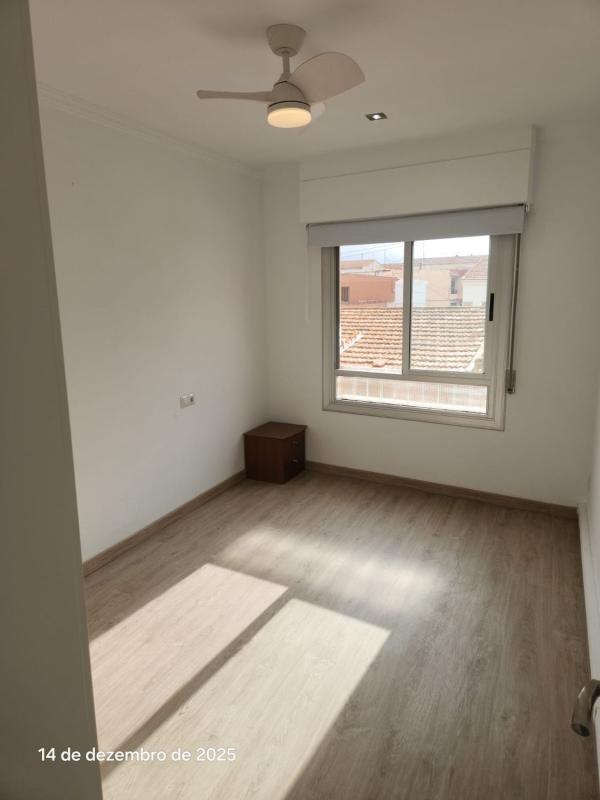 Продажа квартиры на Calle rambla, 81, Салинас
photo 2