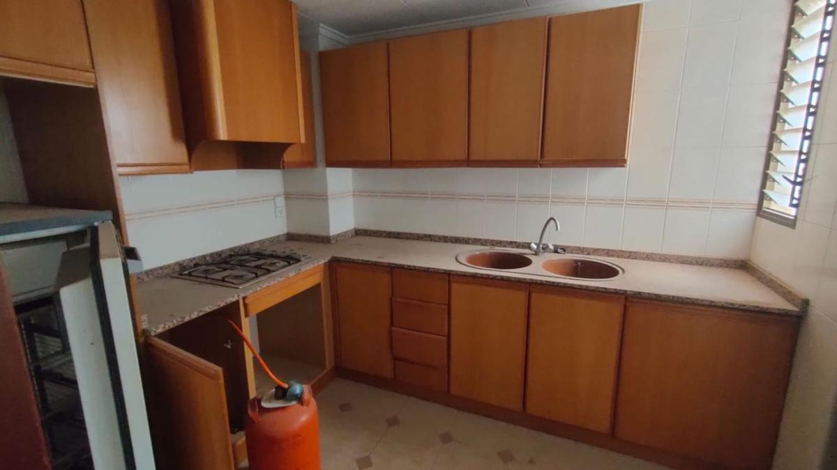 Venta de piso en CL ARTAL DE ALAGON, Sax
 photo 3