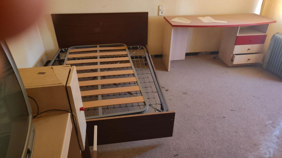 Venta de piso en CL ARTAL DE ALAGON, Sax
 photo 4