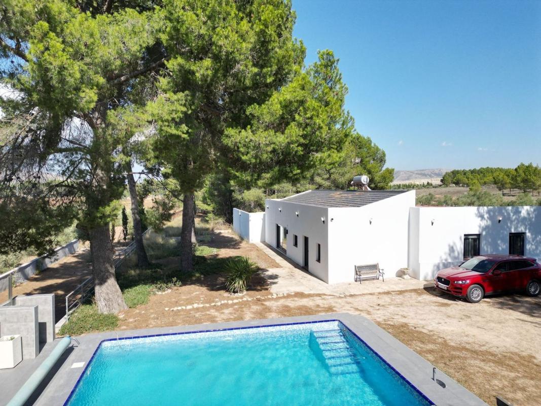 Venta de chalet independiente en Cabanes y Las Fuentes, Villena
photo 1