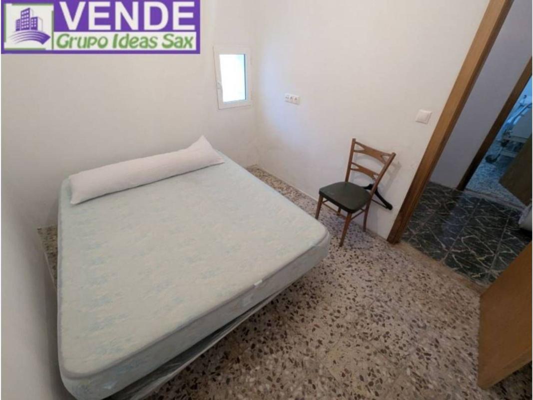 Venta de chalet adosado en  Sax , Sax photo 3