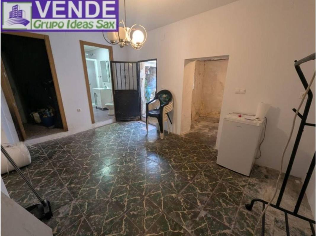 Venta de chalet adosado en  Sax , Sax photo 5