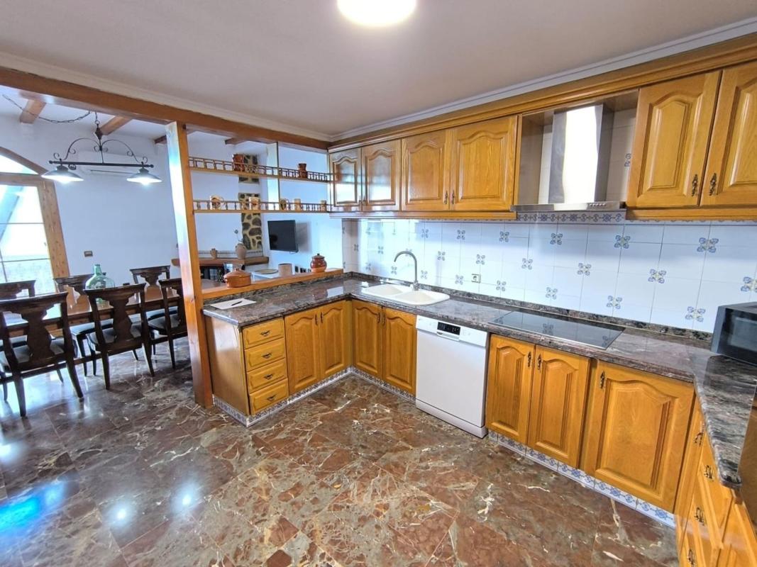 Sale of independent chalet in Sax, Sax
photo 2