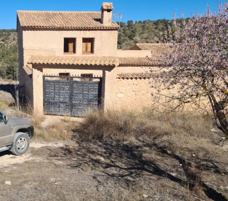 Sale of rural property in FONTALBRES , Biar photo 1
