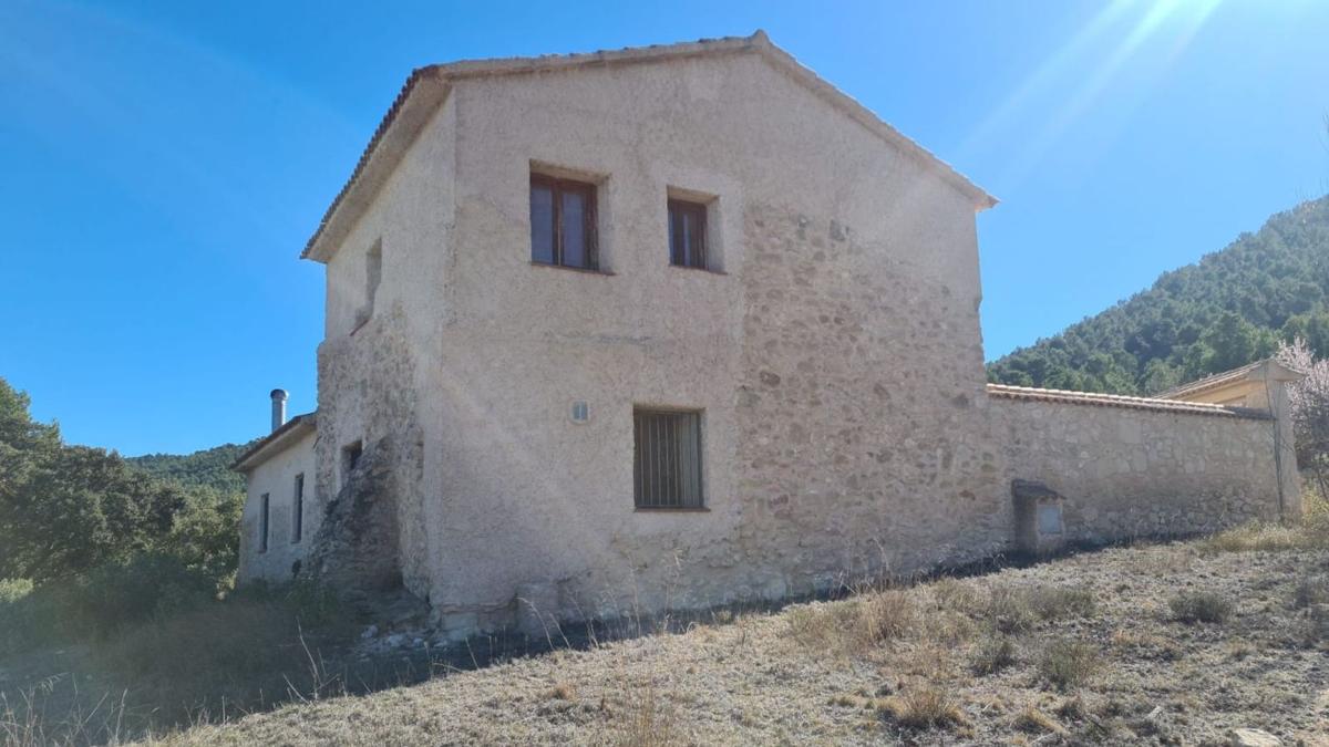 Sale of rural property in FONTALBRES , Biar photo 2