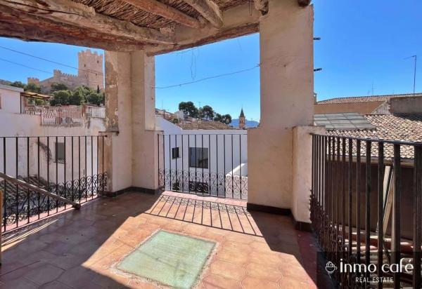 Chalet pareado en calle Empedrada photo 1