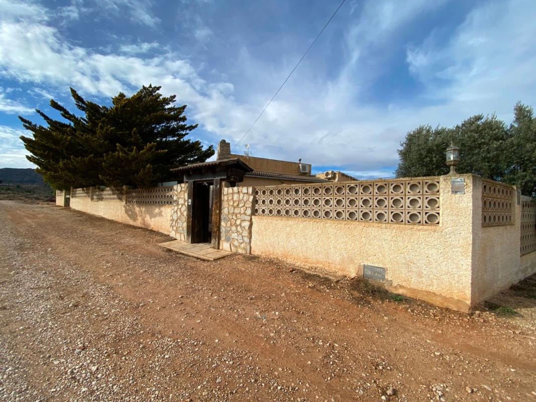 Sale of rural property in Cv-830 , Sax photo 5