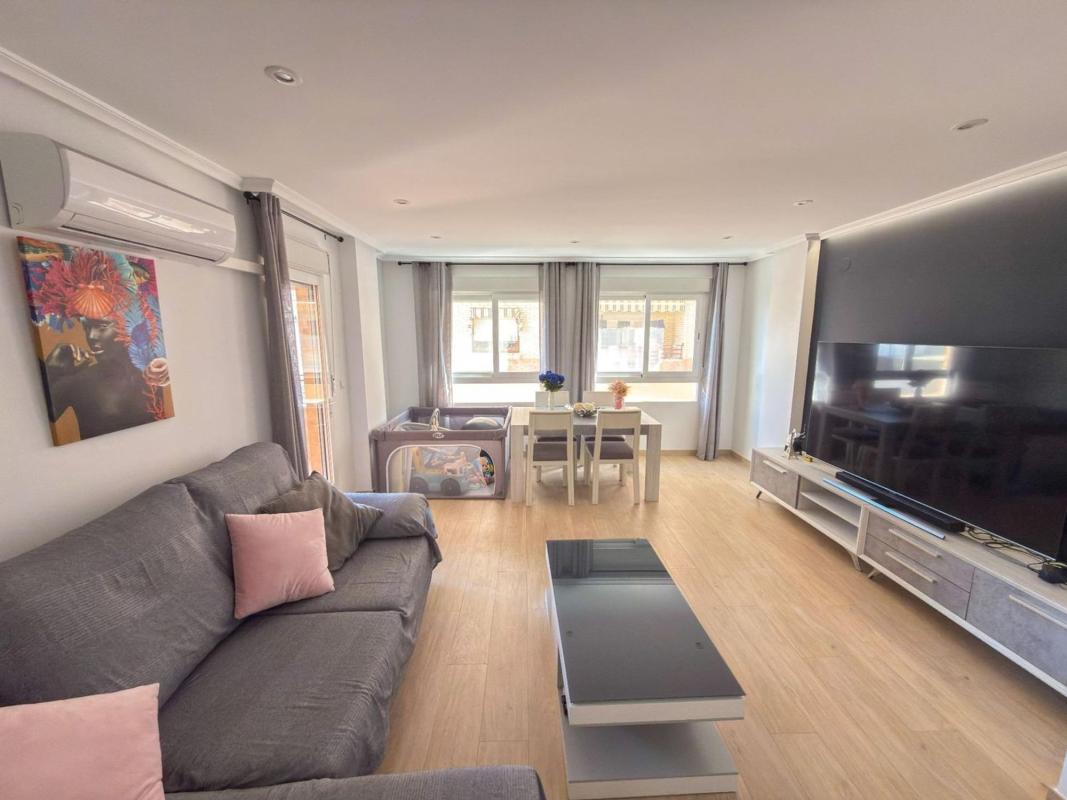 Sprzedaż mieszkania w Calle Maestro Azorín, 16, Albatera
 photo 4