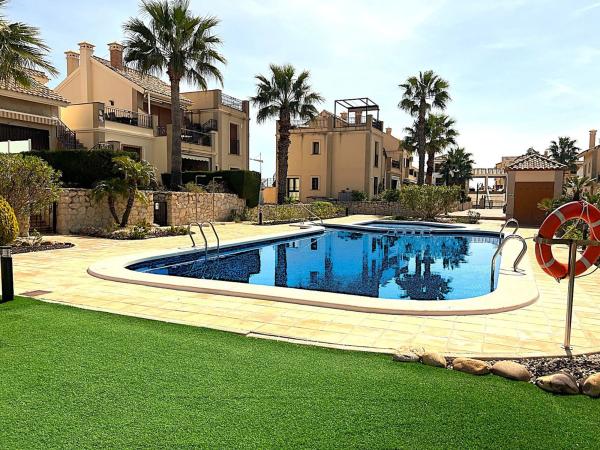 Chalet pareado photo 1