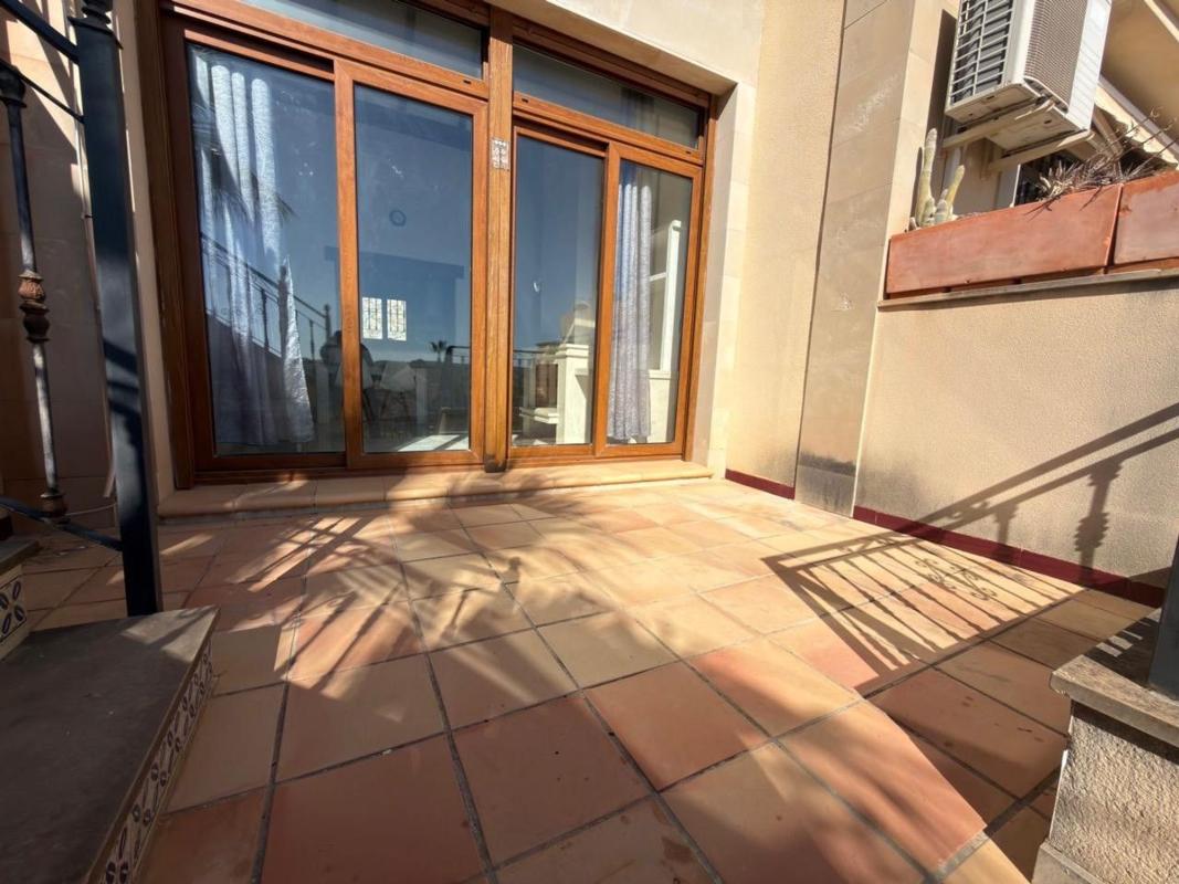 Sprzedaż niezależnego domku jednorodzinnego w  Calle Almoradí, 910, Algorfa photo 5