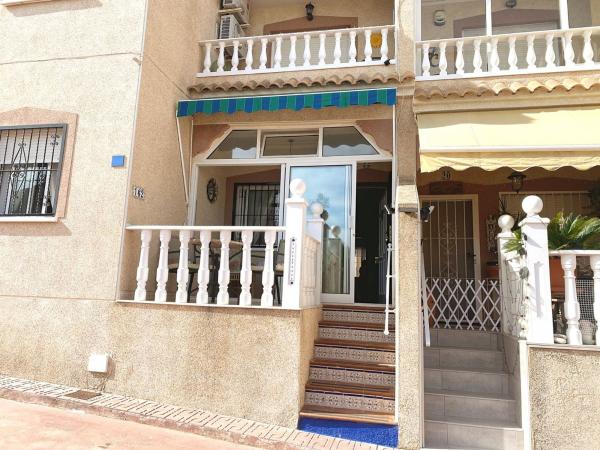 Sale of flat in Calle Manuel de Falla, Algorfa
 photo 2