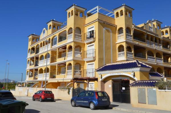 Sale of flat in Calle Ramón y Cajal, Algorfa
 photo 1