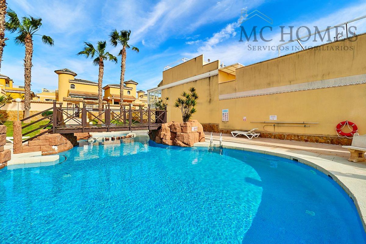 Sale of townhouse in  Calle Bulgaria, 8 , Algorfa photo 2