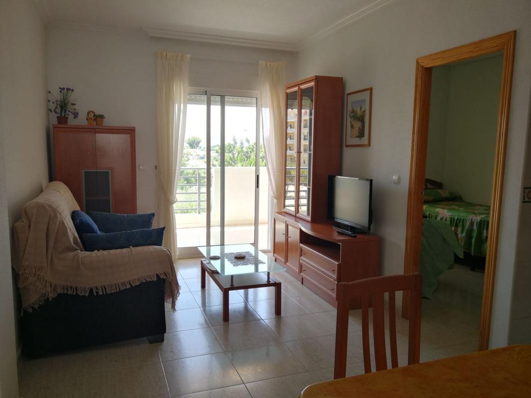 Sale of apartment in Calle Granados, Almoradí
photo 3