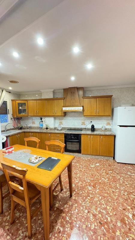 Properties for sale and rent in Spain photo 2