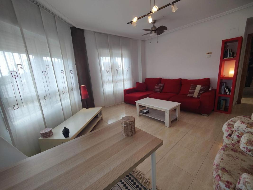 Venta de piso en Calle Jacinto Benavente, 13, Almoradí
photo 1