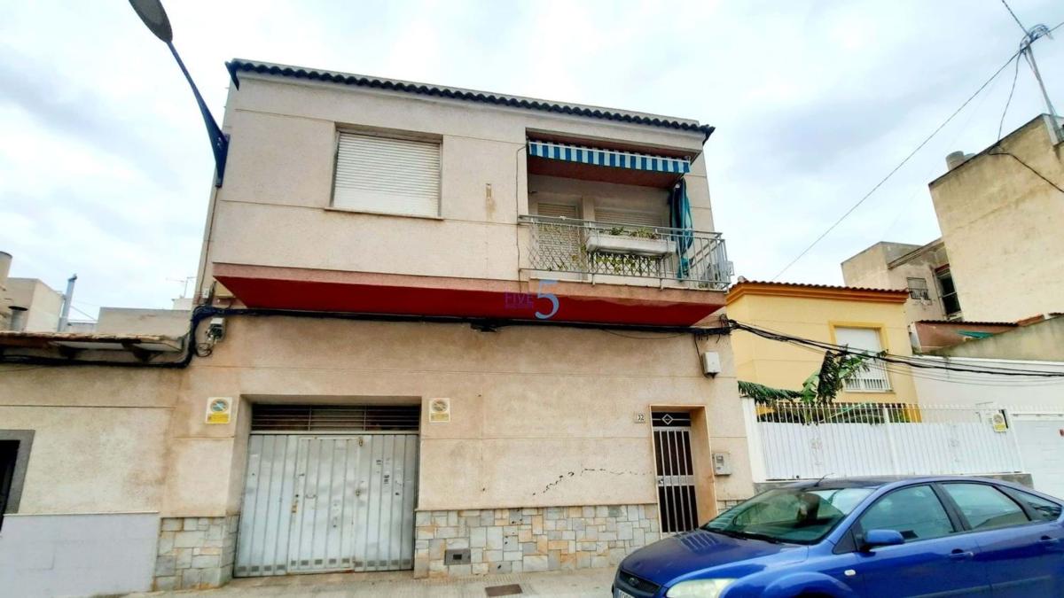 Sale of independent chalet in Almoradí, Almoradí
photo 5