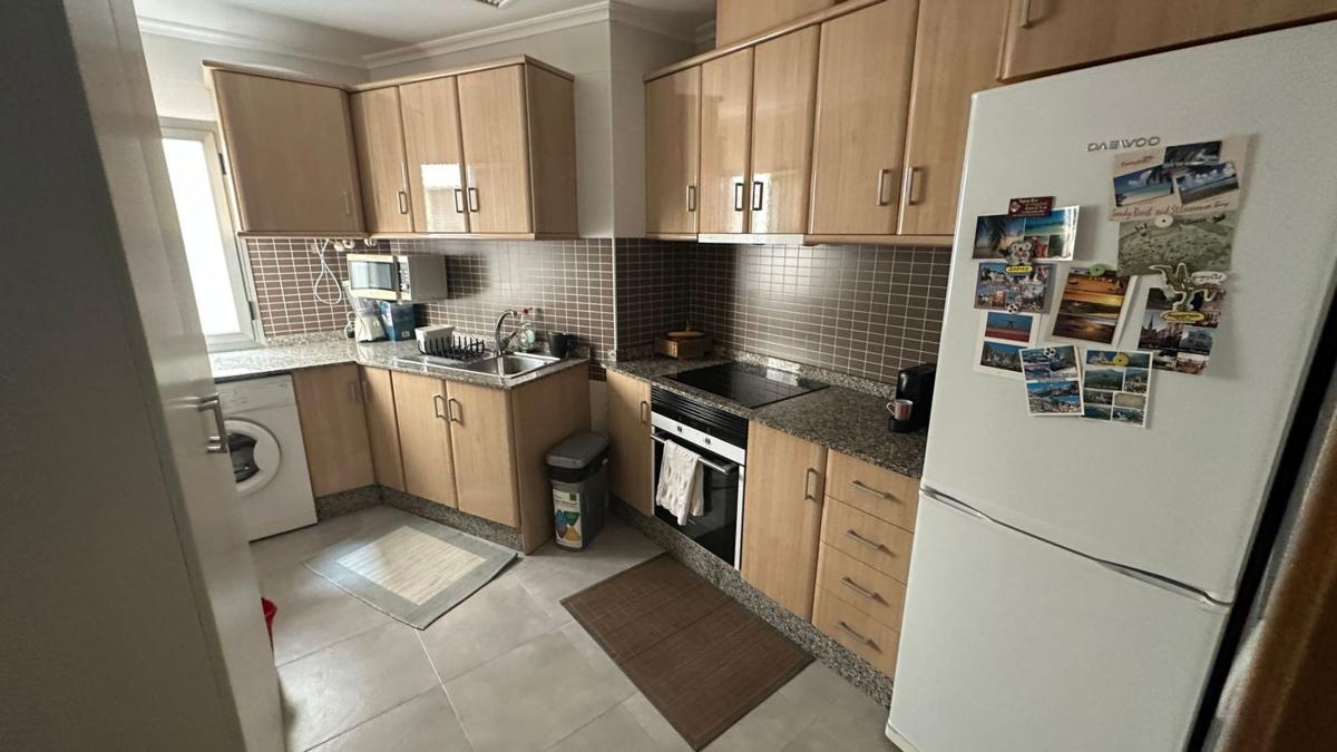 Sale of apartment in CL ISLAS CANARIAS, 4, Almoradí
photo 2