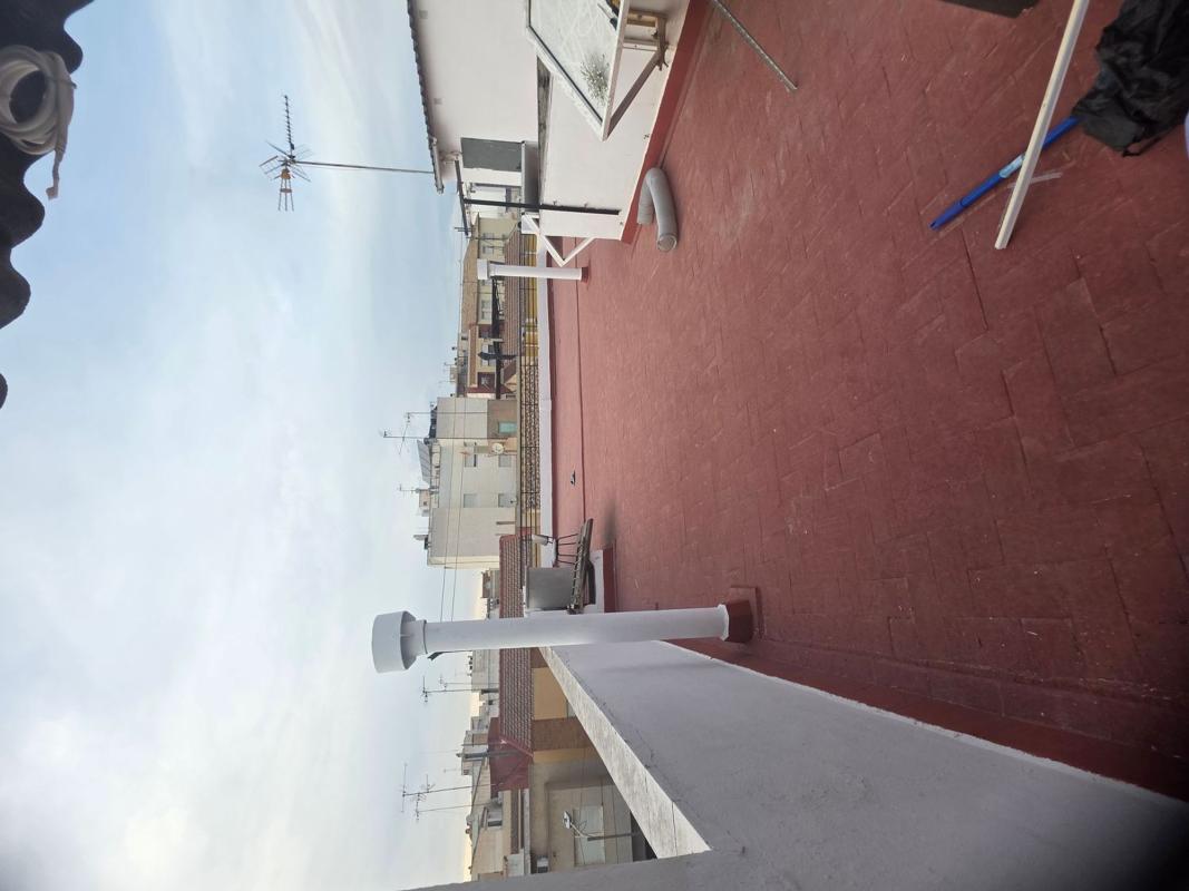 Продажа отдельного шале в  Calle Santos Abdón y Senén, 16, Алморади photo 5