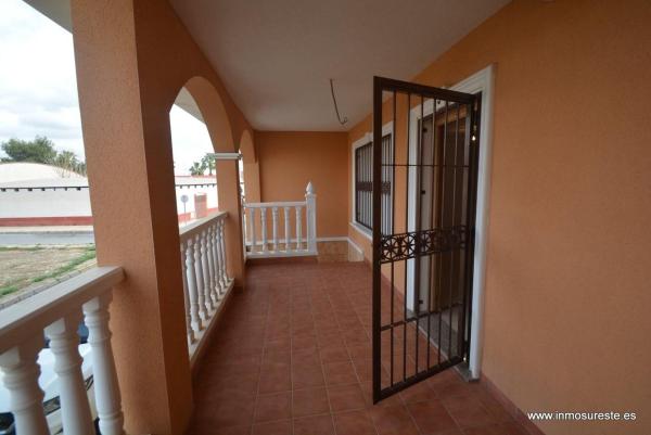 Chalet adosado photo 3
