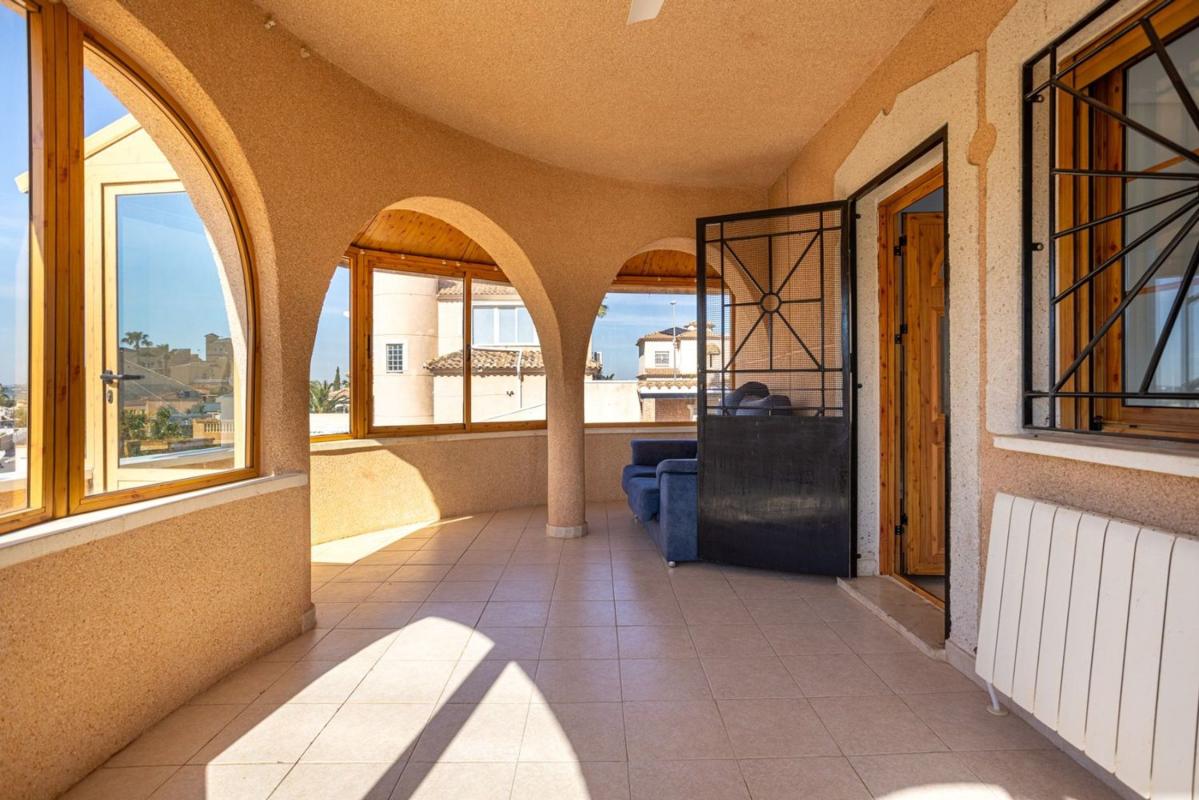 Venta de chalet independiente en Calle Tenerife, Benijofar
photo 5