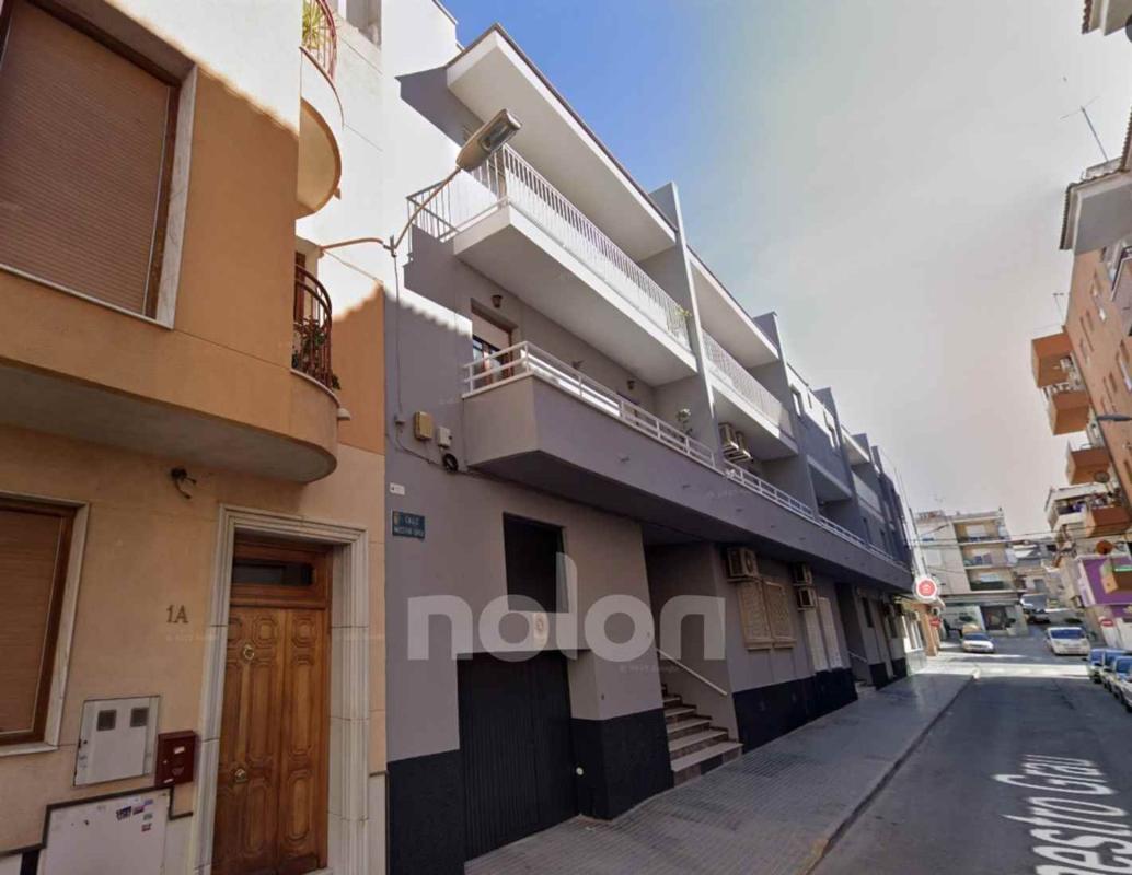 Sale of apartment in Calle Maestro Grau, Bigastro
 photo 2