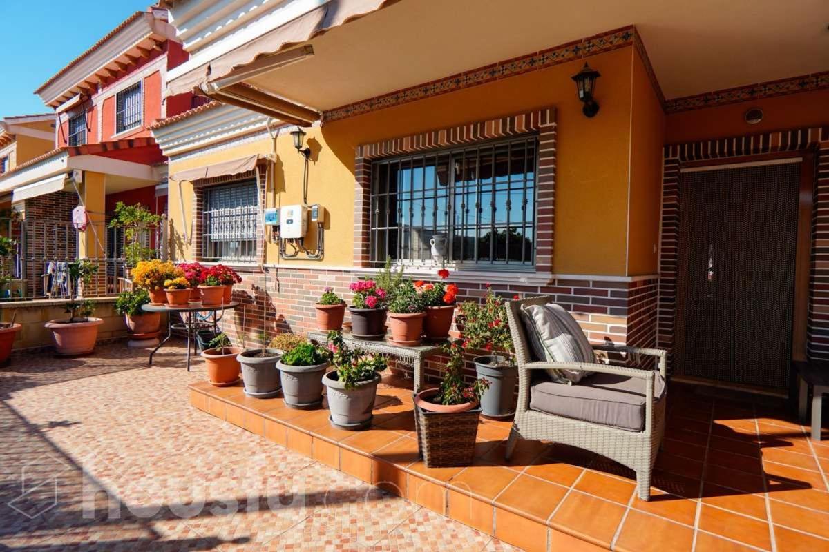 Properties for sale and rent in Spain photo 1