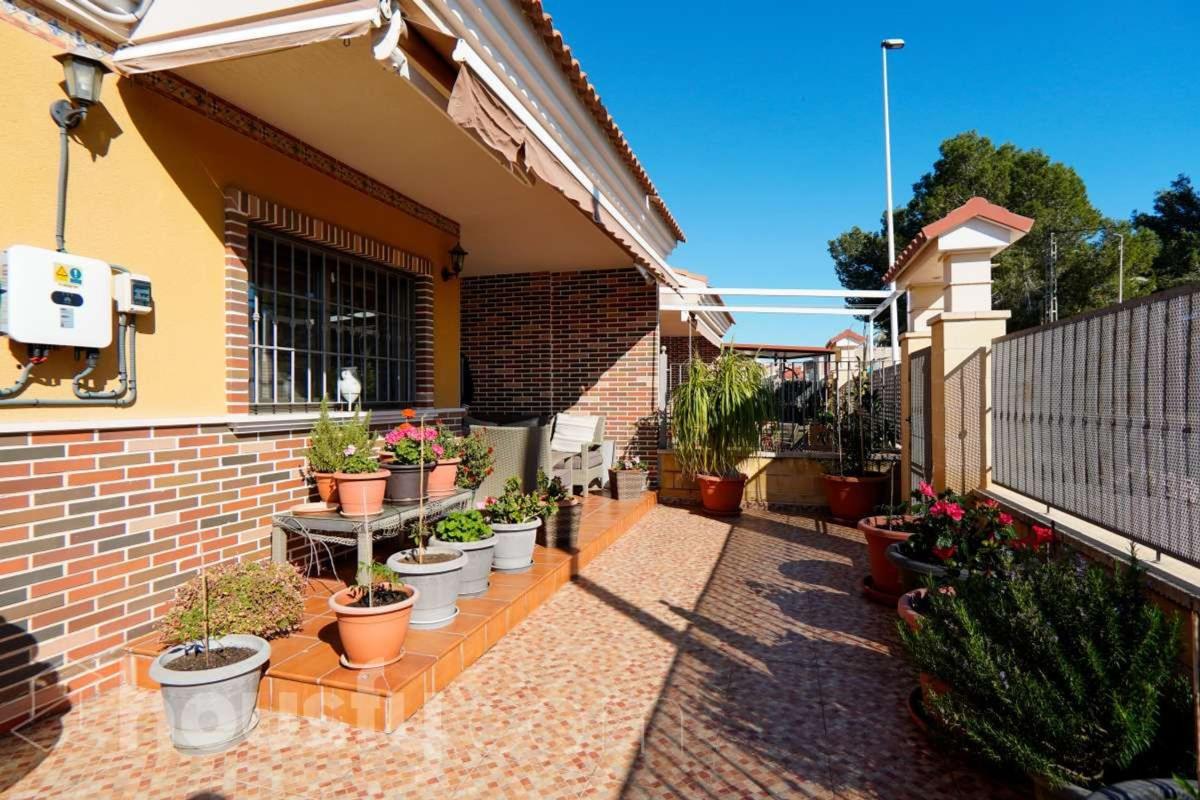 Properties for sale and rent in Spain photo 3