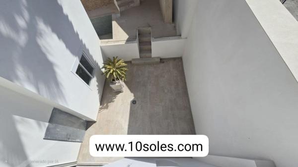 Chalet adosado photo 2