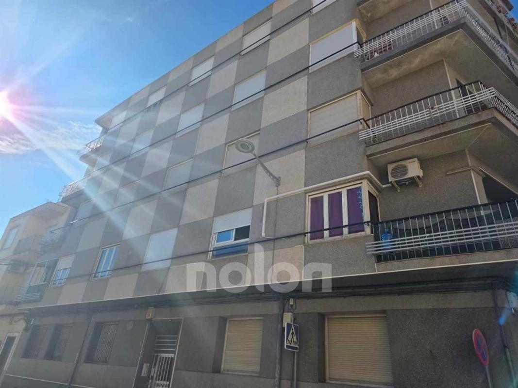 Venta de piso en Alameda Manuela Amo Nadal, Callosa de Segura
photo 2