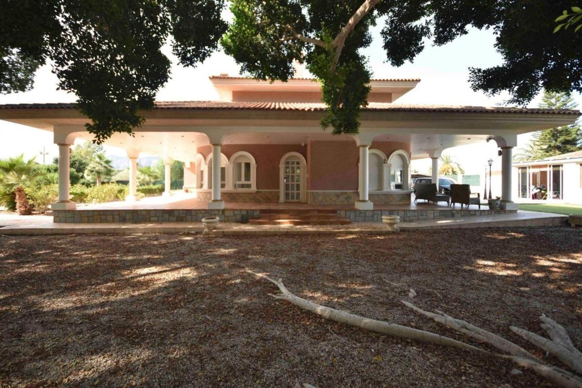 Venta de chalet independiente en N-340, Callosa de Segura
photo 1