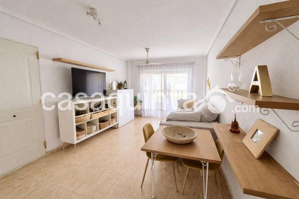 Sale of apartment in Calle Canal de Riego, Catral
photo 1