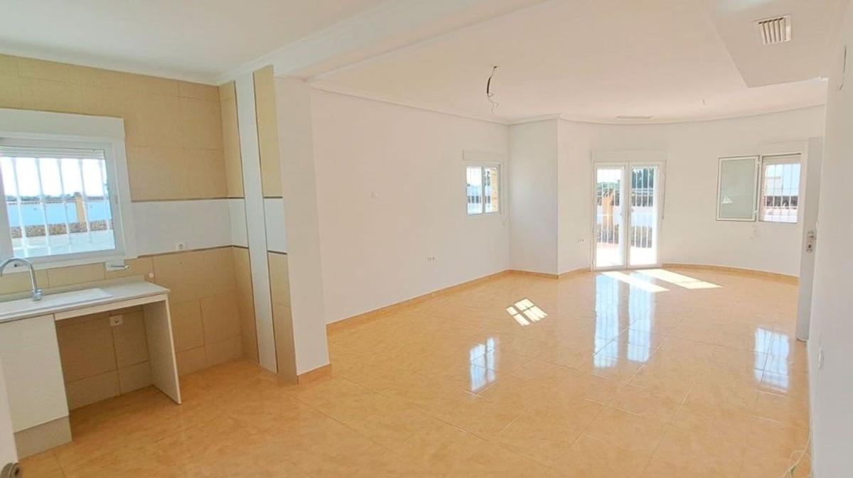 Sale of independent chalet in Catral, Catral
photo 3