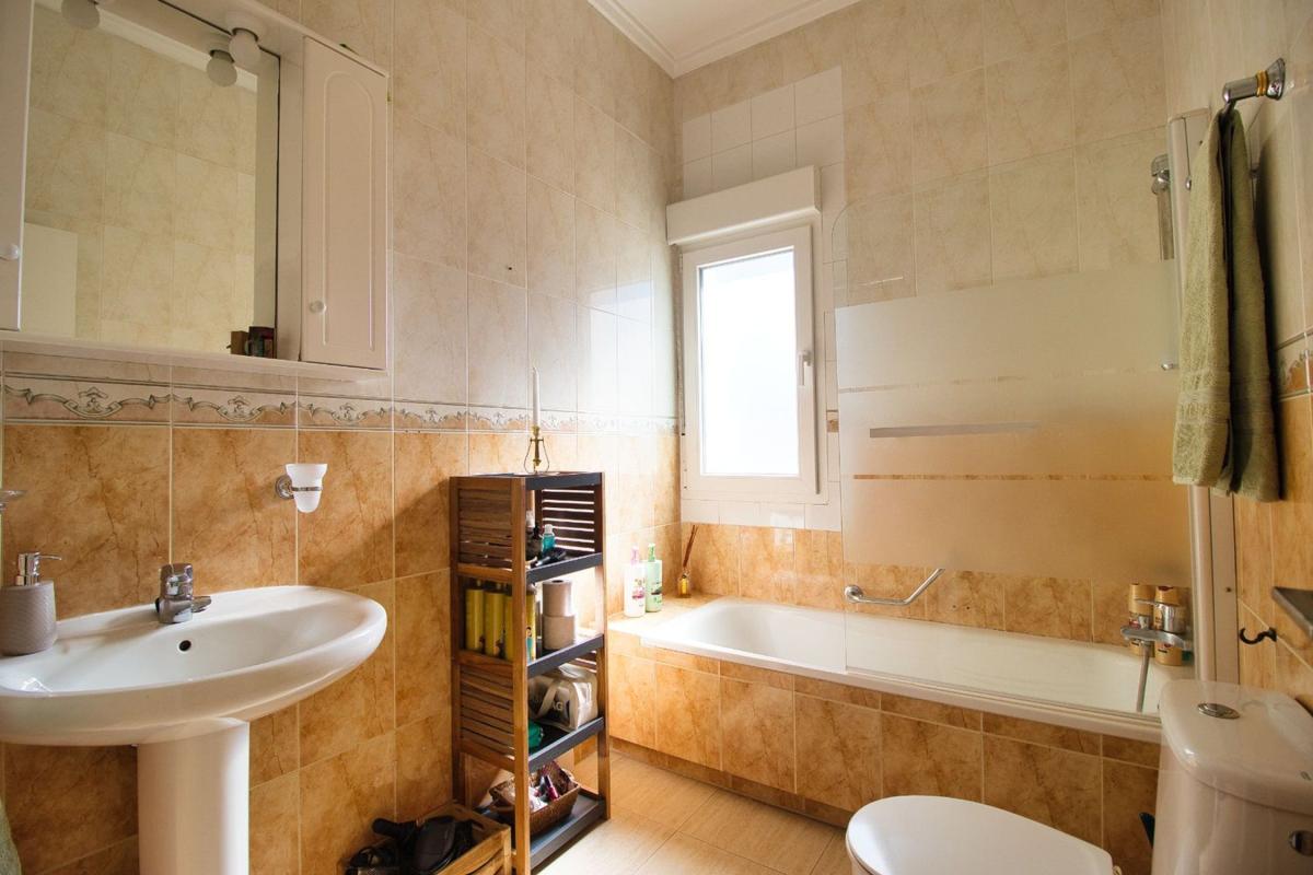 Nieruchomości na sprzedaż i do wynajęcia w Hiszpanii photo 3