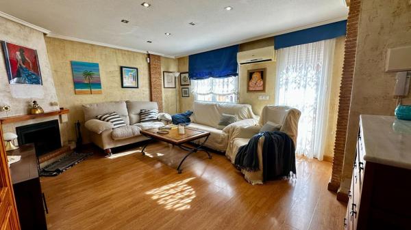Chalet adosado photo 3