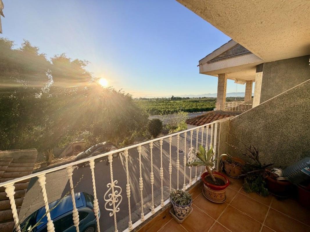 Sale of townhouse in Calle Rojales , Formentera del Segura photo 2