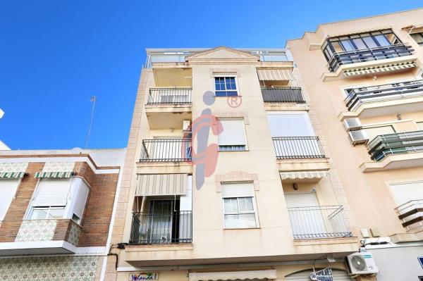 Duplex en venta en Calle Miguel Hernández, 77, Guardamar del Segura photo 4