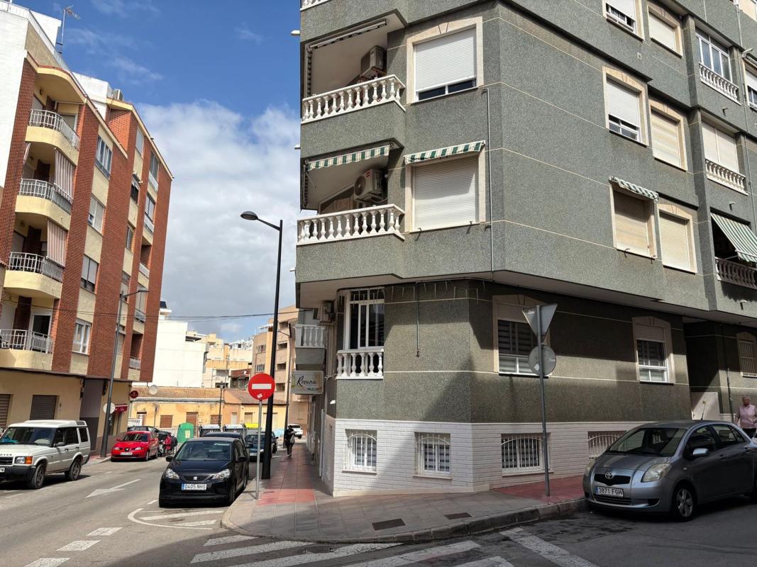 Venta de piso en Calle Rodrigo de Triana s/n, Guardamar del Segura
 photo 3