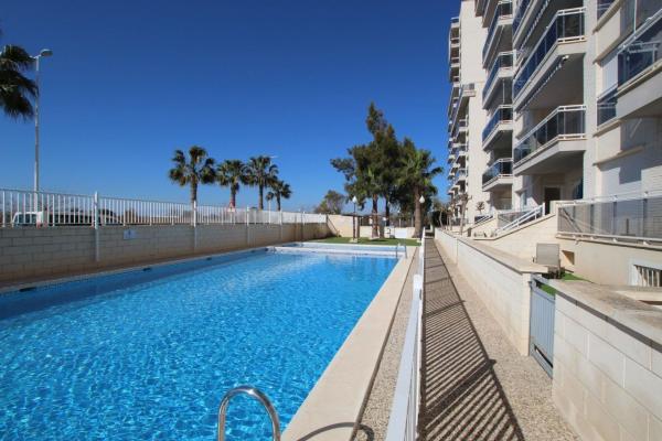 Venta de piso en Avenida del Puerto, Guardamar del Segura
photo 1
