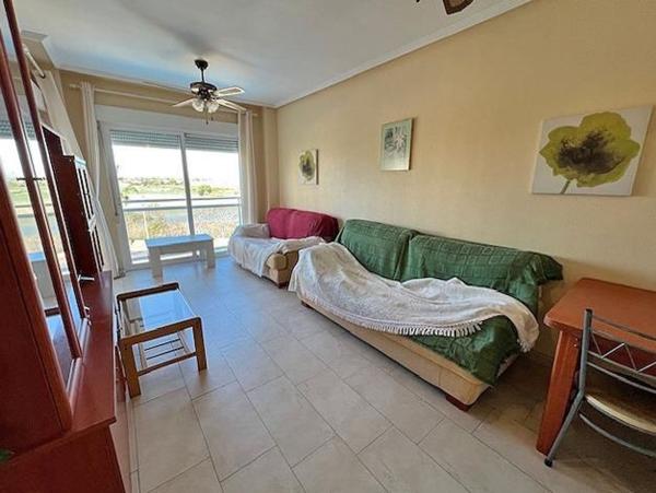 Venta de piso en Avenida del Puerto, Guardamar del Segura
thumbnail 1