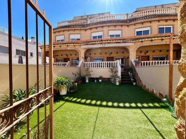 Chalet adosado en calle Jaume de Soler s/n photo 1