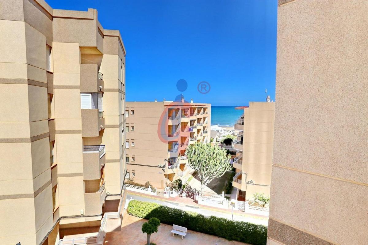 Продажа квартиры на Avenida de Cervantes, 41, Гуардамар-дель-Сегура
photo 2